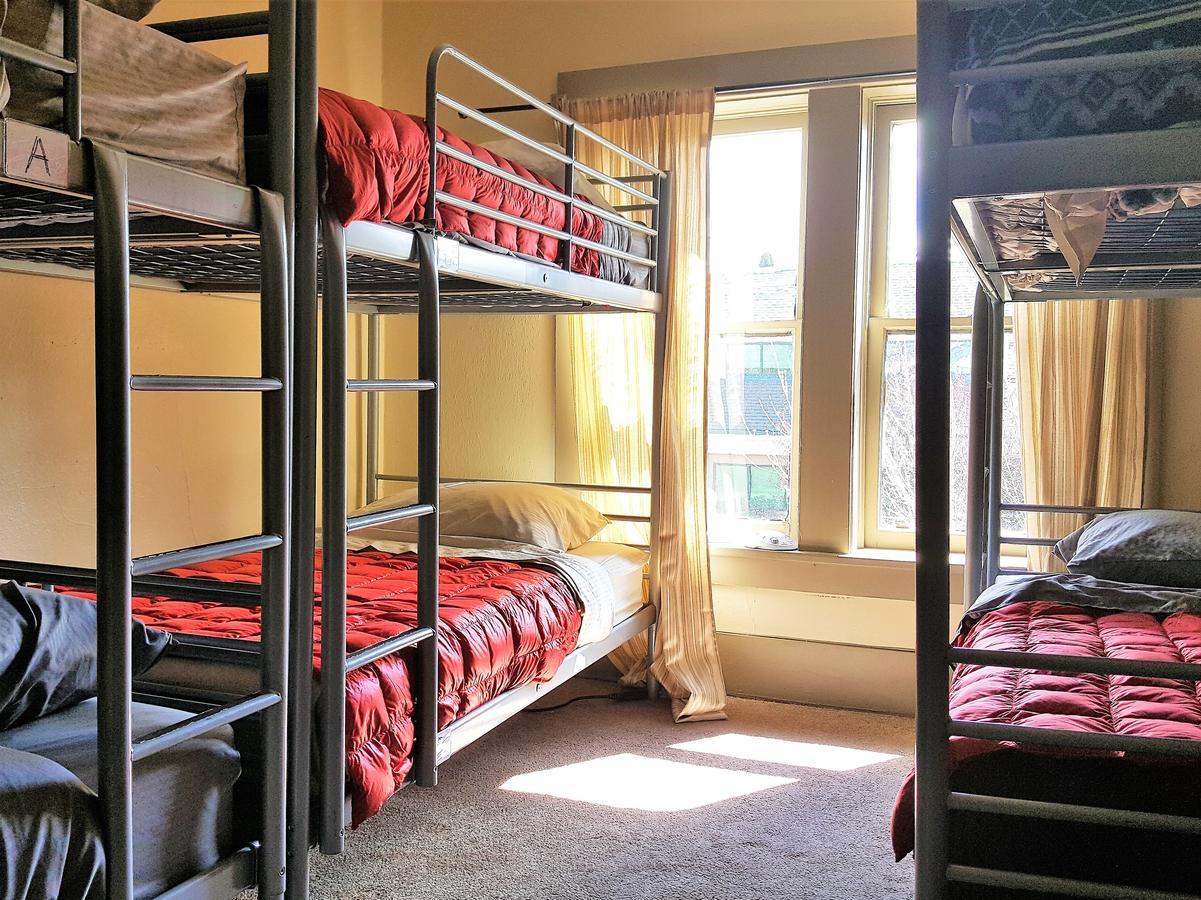 Bunk & Brew Historic Lucas House - Hostel Bend Eksteriør bilde